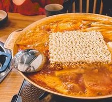 Military-style Hot Pot