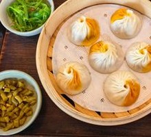 Pure Crab Roe Steamed Bun