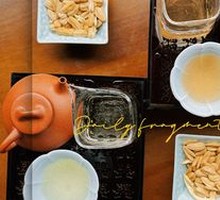 Moonlight Beauty Yunnan White Tea