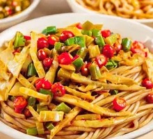 Spicy and Sour Bamboo Shoot Noodles