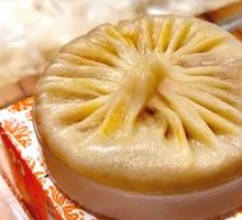 Crab Roe Soup Dumplings