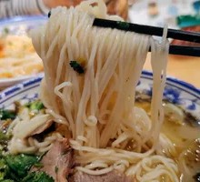 Old Jar Sichuan-style Pickled Cabbage Beef Noodles