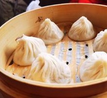 Traditional Pork Steamed Buns