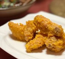 Salted Egg Yolk Chicken Wings