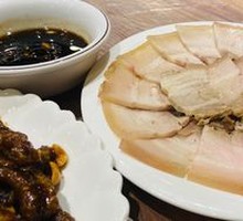 Garlic-Flavored Boiled Pork