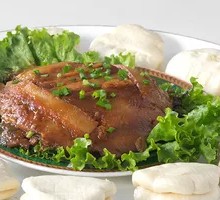 Preserved Vegetable Braised Pork Buns