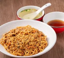 Shanghai Crab Roe Noodles