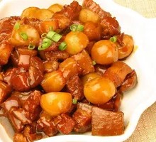 Braised Pork with Potatoes