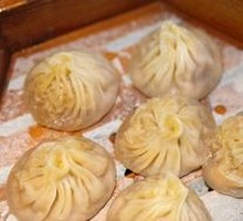 Steamed Pork and Crab Meat Dumplings