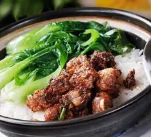 Braised Pork Ribs Claypot Rice
