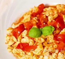 Tomato and Egg Stir-Fry