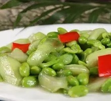 Loofah and Edamame Stir-Fry