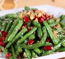 Dry-Fried String Beans with Potato Strips