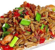 Stir-Fried String Beans with Shredded Pork