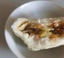 Spicy麻Savory Cabbage Egg Wrap