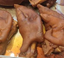 Shen Wansan's Signature Braised Pig Trotter