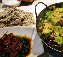 Spicy Pot-Braised Cabbage