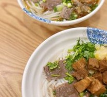 Huaxi Beef Noodles