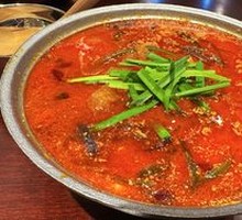 Hot Pot Trio Rice Noodles