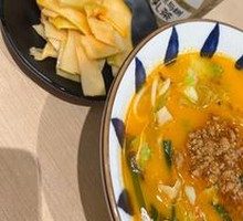 Yunnan Small Pot Minced Pork Rice Noodles