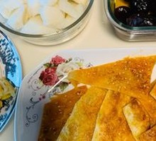 Signature Sauce-Flavored Pancake