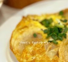 Special Fresh Pork Pan-Fried Dumplings