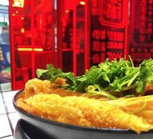 Signature Fried Sauce Rice Noodles