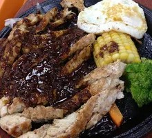 Black Pepper Steak on Iron Plate