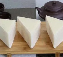 Milk-Scented Imperial Steamed Cake