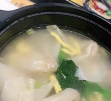 Braised Chicken Soup with Dumplings