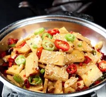 Spicy Pot-Braised Tofu with Leaves
