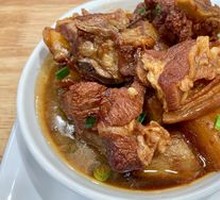 Braised Lamb with Red Sauce