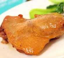 Duck Leg Stir-Fried with Rice Noodles