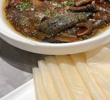 Pujiang Stir-fried Eel Strips with Wraps