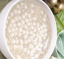 Sweet Rice Balls in Fermented Wine