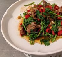 Xiangxi Stir-Fried Beef with Green Peppers