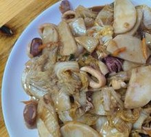 Squid Stir-Fried with Rice Noodles