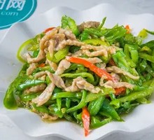 Green Pepper and Pork Stir-fry with Edamame