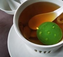 Lotus Pouch养生炖松茸