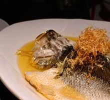 Huangyu Fish Steamed with Shaoxing Wine and Chicken Oil