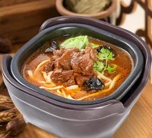 Guangzhong Braised Beef Noodles