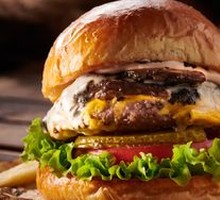 Black Truffle Cheese Beef Burger