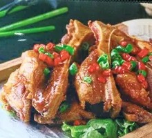 Secret-Recipe Hand-Grabbed Pork Ribs