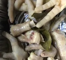 Aluminum Foil Chicken Feet