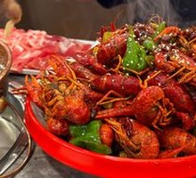 Golden Garlic Crawfish