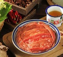 Sliced Pork Kidney with Big Knife