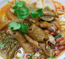 Braised Pork Intestines with Rice Noodles