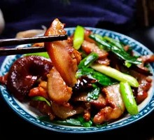 Stir-fried Pig's Head Meat
