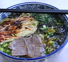 Sour Cabbage Beef Noodles