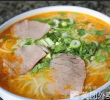 Sour Cabbage Beef Noodles